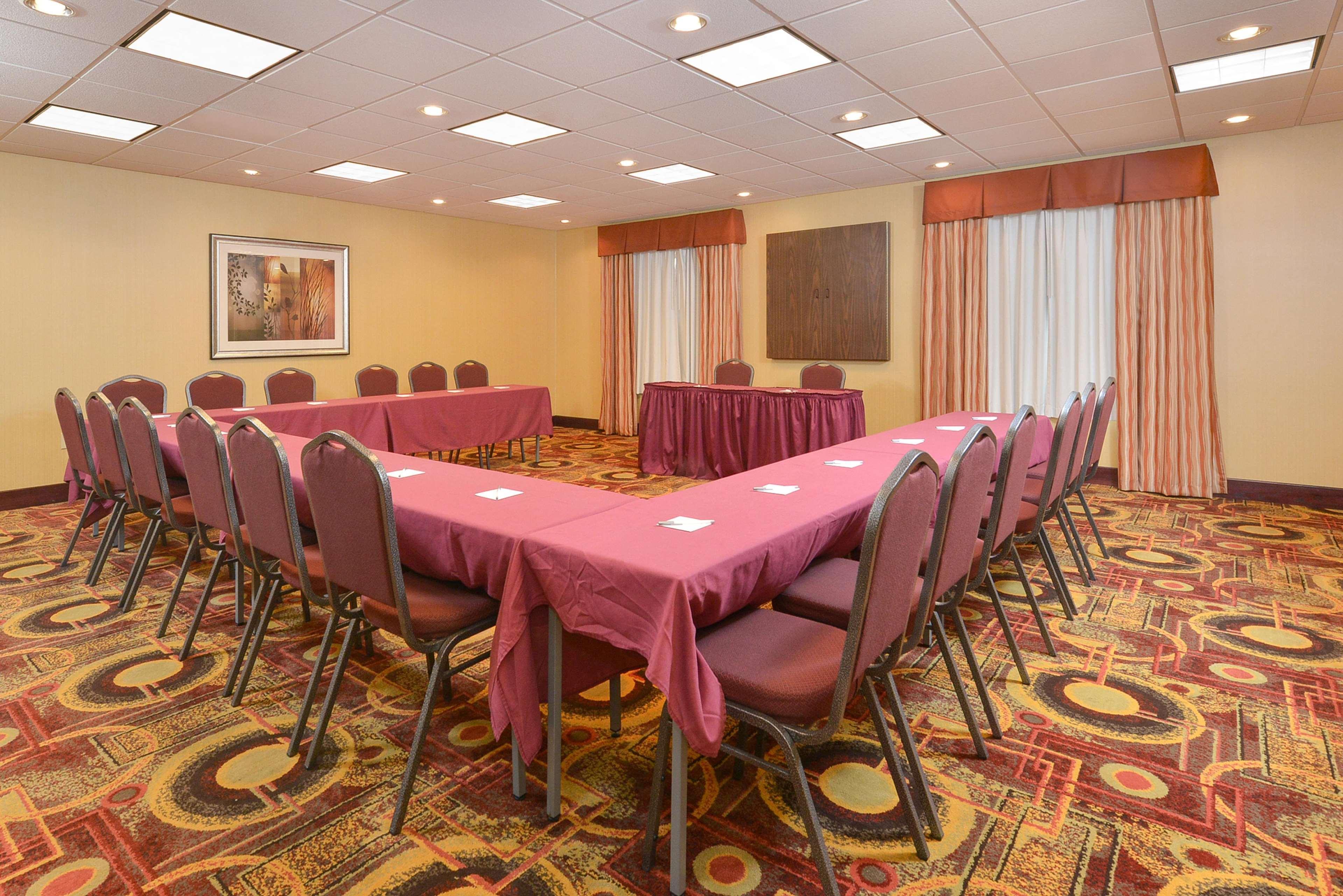 Hampton Inn Muscatine Eksteriør billede